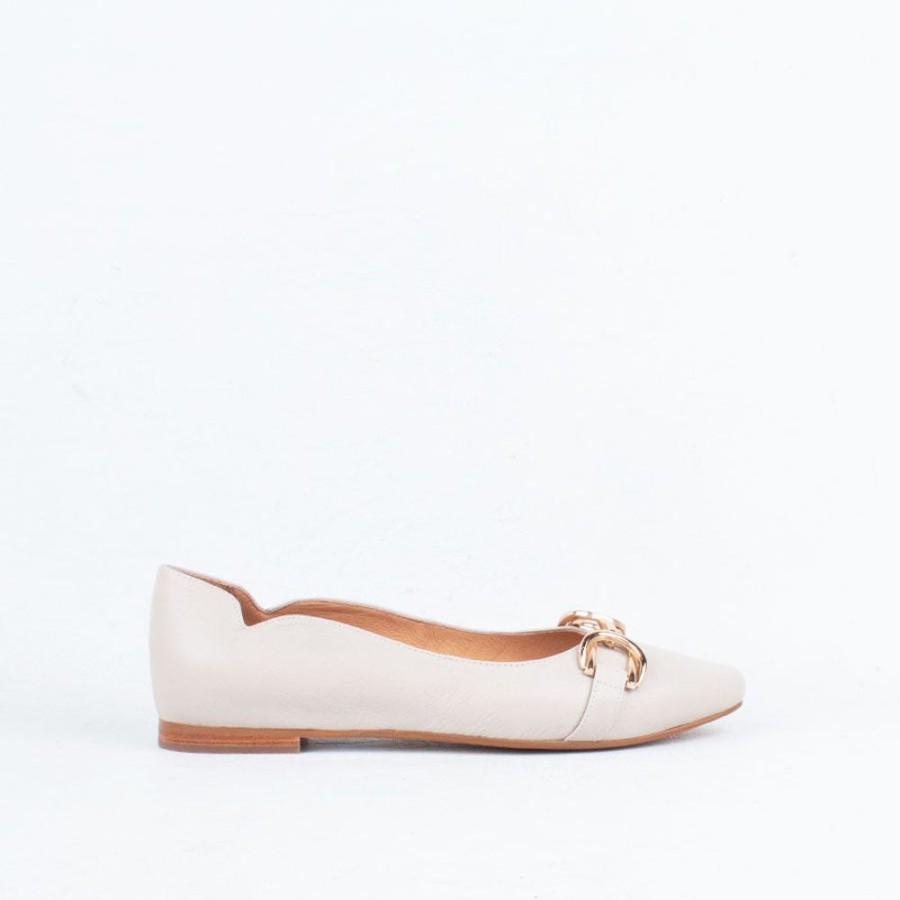 Women Top End Loafers | Saura Loafer