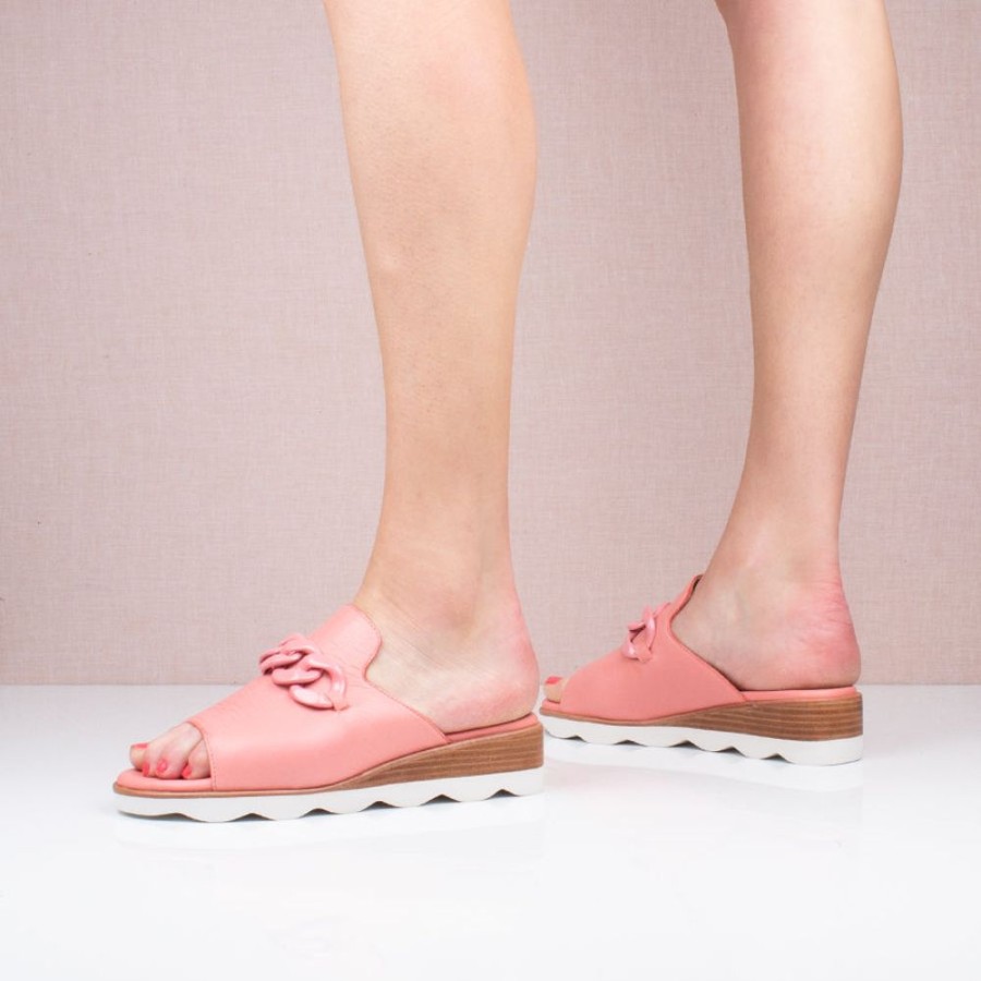 Women Bresley NZ Flat | Sandy Slide Coral