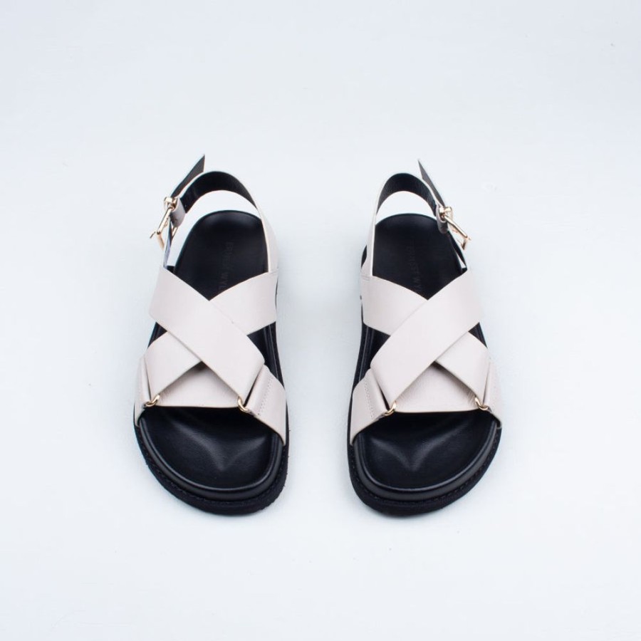 Women Ernest Wyler Flat | Ruby Sandal