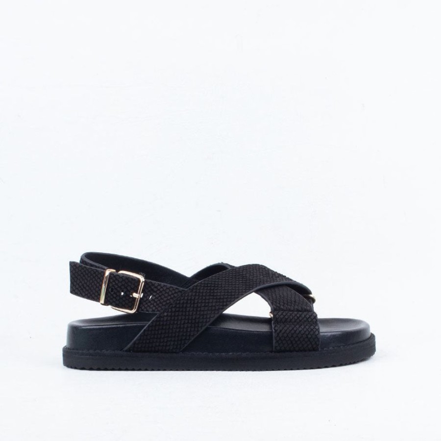 Women Ernest Wyler Flat | Roca Sandal