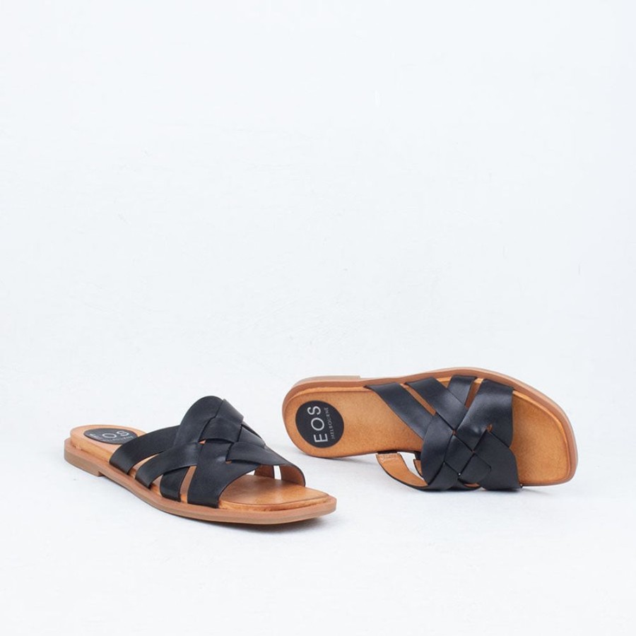 Women EOS Flat | Jelsie Slide