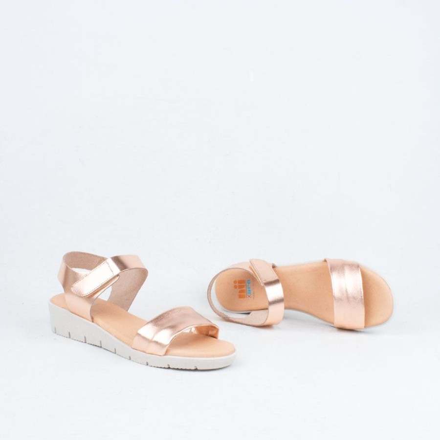 Women Nu x Neo - Spain Flat | Camila Sandal