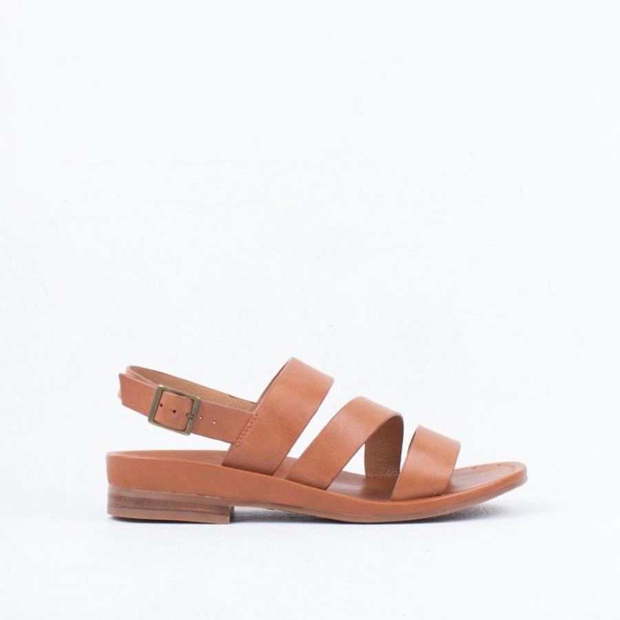 Women Ernest Wyler Flat | Piazza Sandal