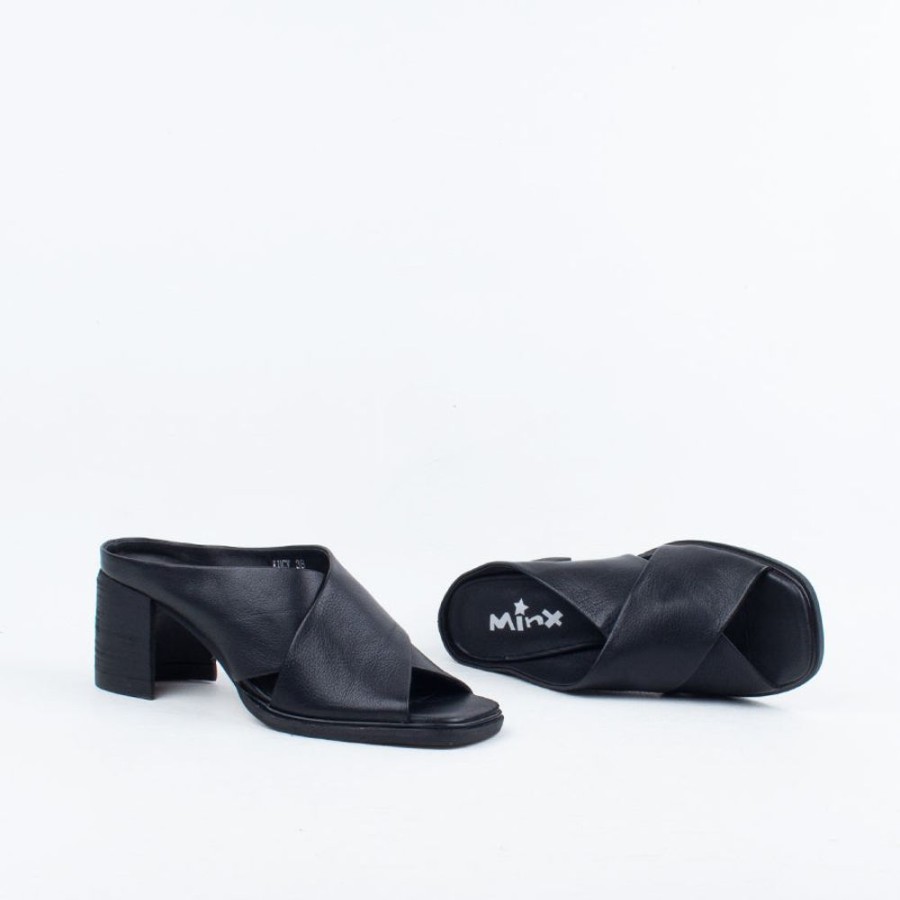 Women Minx Mule | Lucy Slide Black