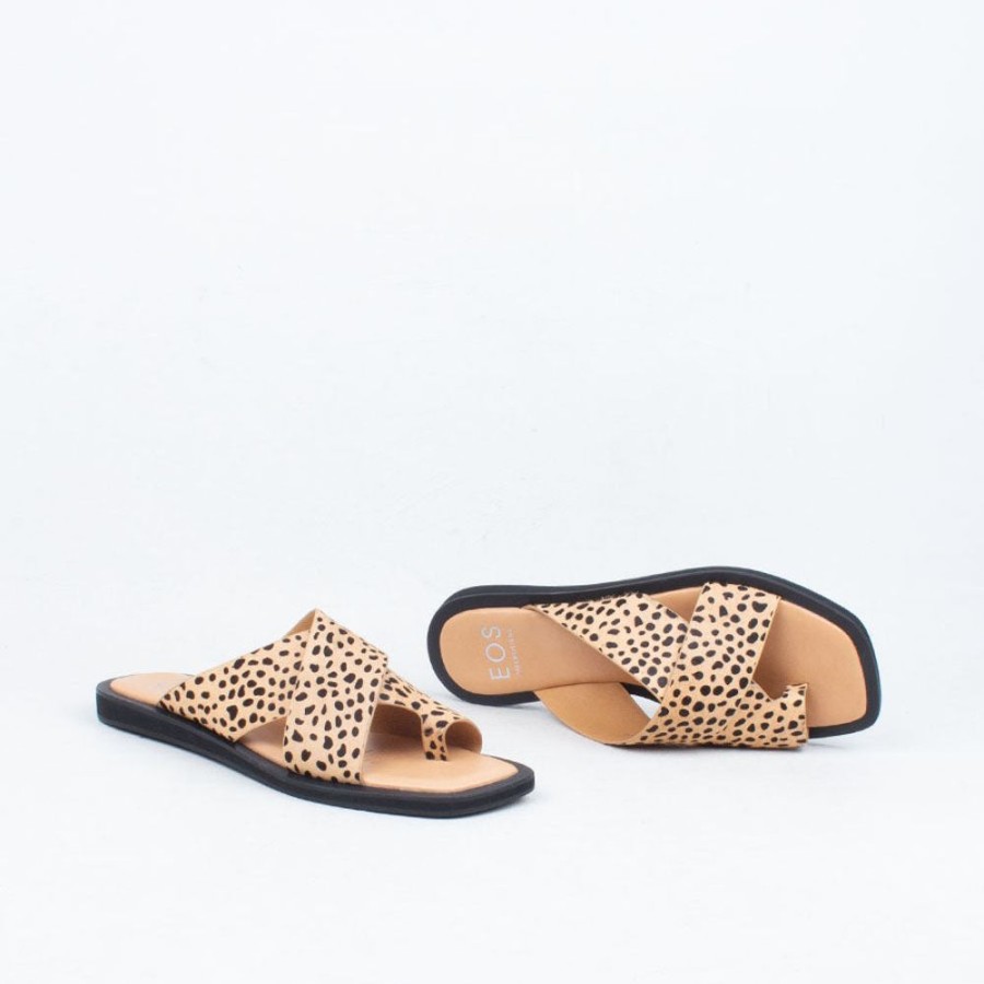 Women EOS Flat | Mishk Slide