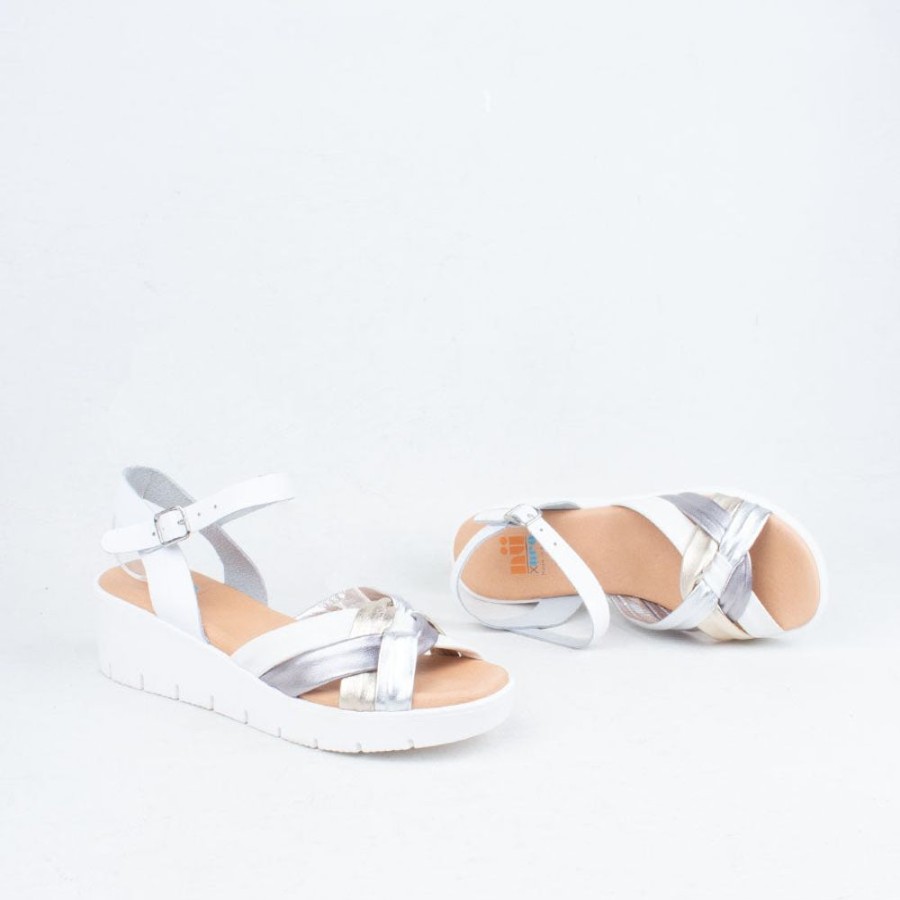 Women Nu x Neo - Spain Flat | Canada Sandal