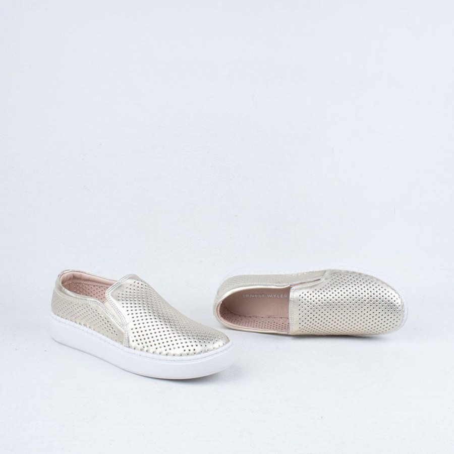 Women Ernest Wyler Slip On | All Board Slip On