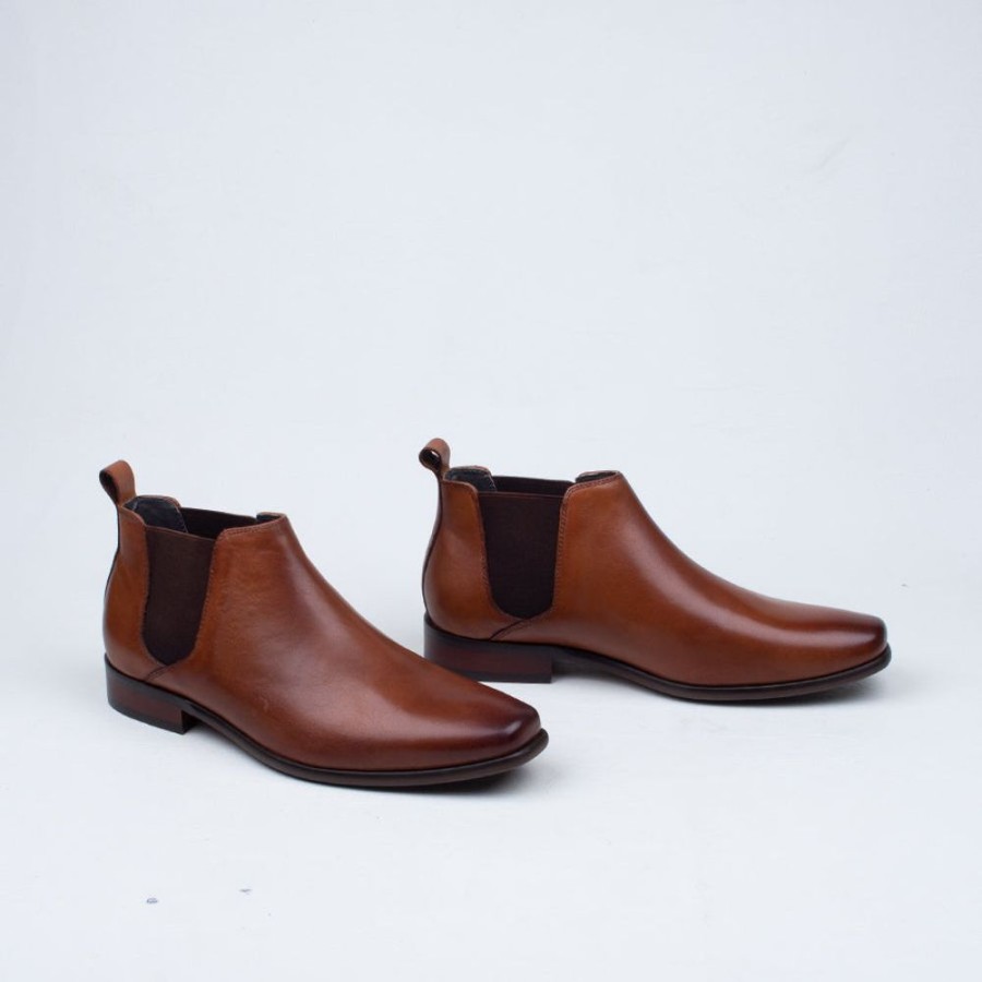 Men Julius Marlow Slip On | Kick Chelsea Boot