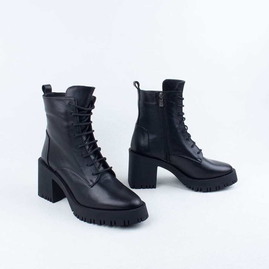 Women Nu by Neo Lace Up | Adey Boot