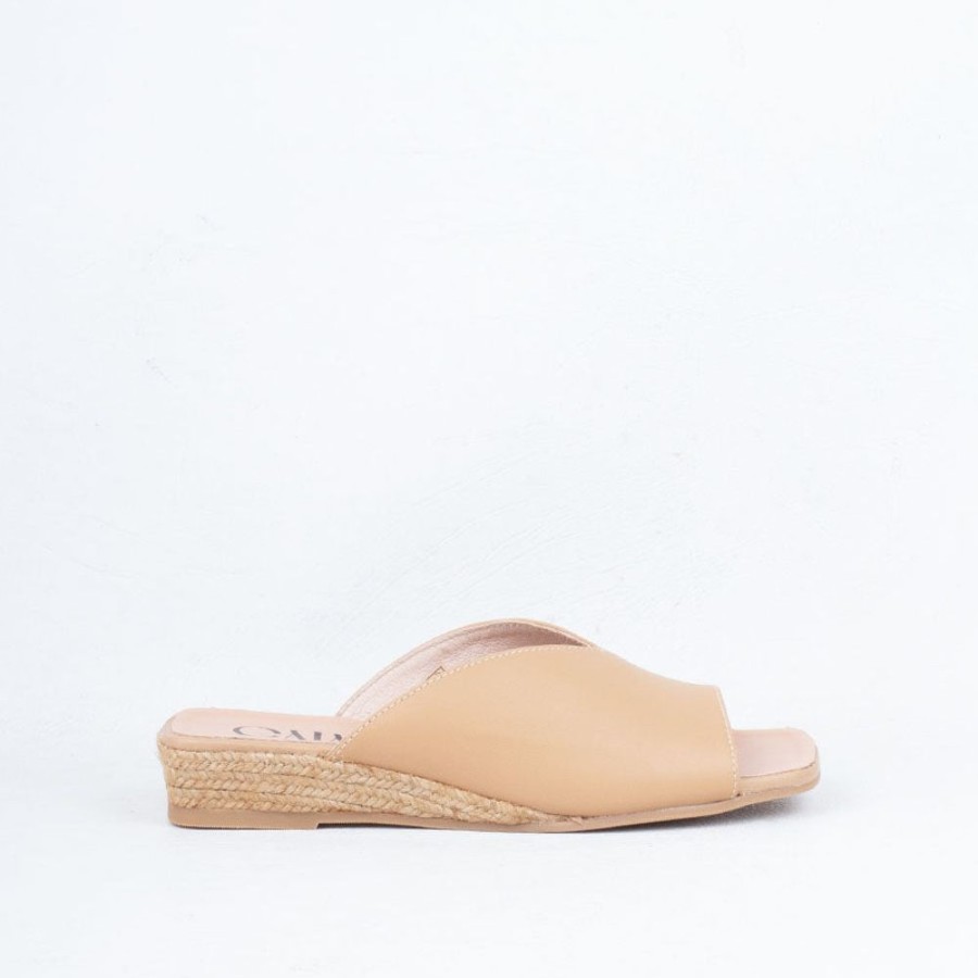 Women Gaimo - Spain Flat | Tiana Slide